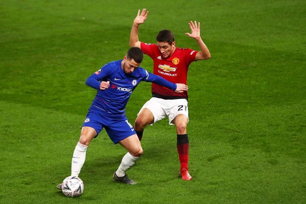 九游下载-Ning迎来十二赛季出色发挥，曼联观众热烈欢呼！(浮萍四处漂泊唯美句子)