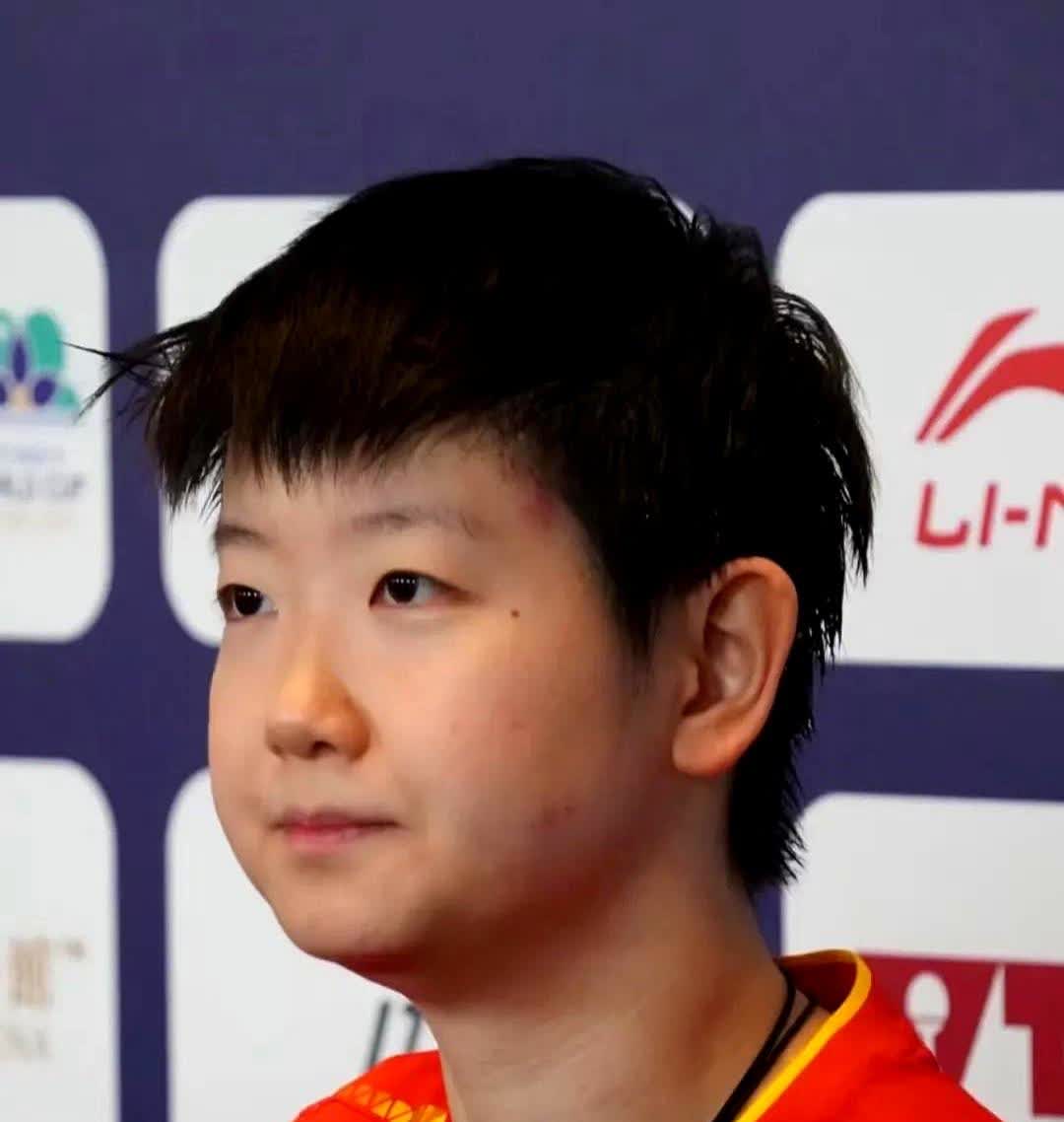 九游游戏中心官网-TheShy重返赛场，大比分获胜首场状态出色，拜仁观众沸腾！观众掌声雷动的简单介绍