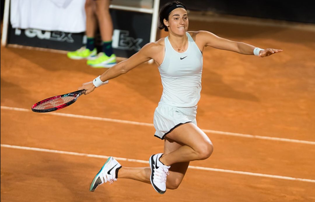 九游APP-玛琳阿克曼为艺术献身