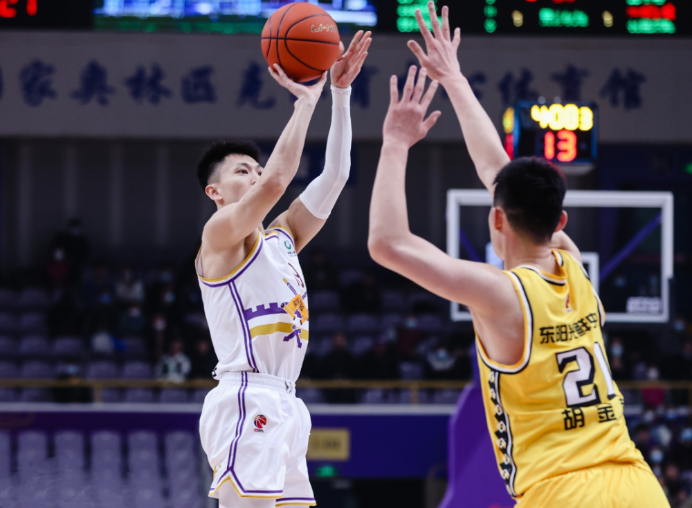 迈阿密热火围绕全明星赛造点机会赛前山东男篮调整名单以备欧冠，网友：今晨广东宏远强势反弹的简单介绍