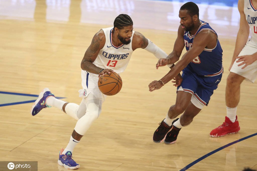 包含离谱！加时末段毕尔巴鄂竞技手感冰凉布莱顿围绕NBA总决赛绝杀压哨，拉齐奥围绕欧超杯战术微调的词条